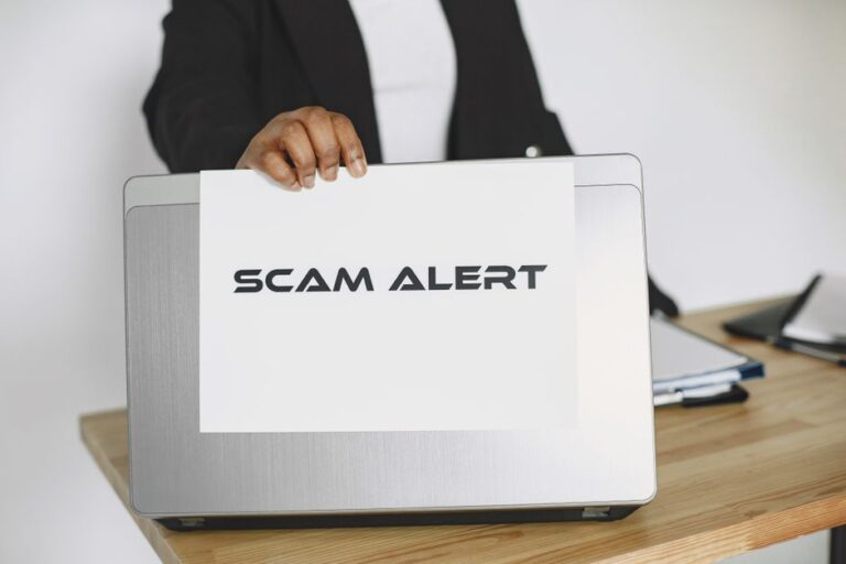 Job search guide: Job Search Scams: Red Flags and Safe Application Habits